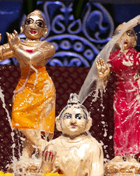 Krishna Abhishekam<br/>(कृष्णा अभिषेकम)